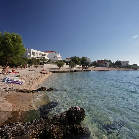 Rozmaryn * Rogoznica (Sibenik-Knin)