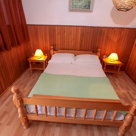 Rozmaryn Rogoznica (Sibenik-Knin)